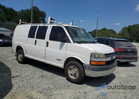 2005 Chevrolet Express G2500 из США, поврежденный, VIN 1GCGG25V951122514